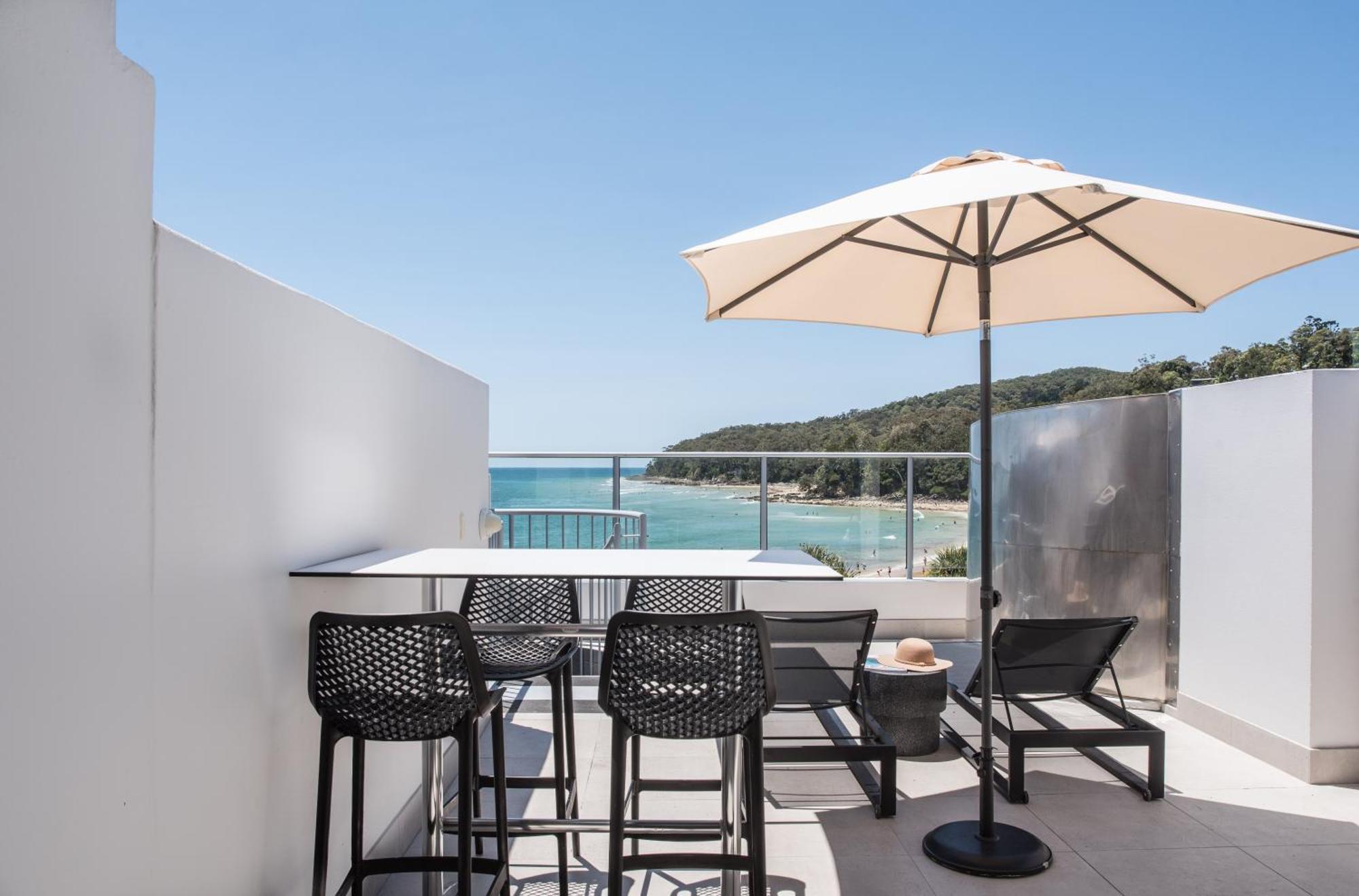 On The Beach Noosa Resort Екстериор снимка