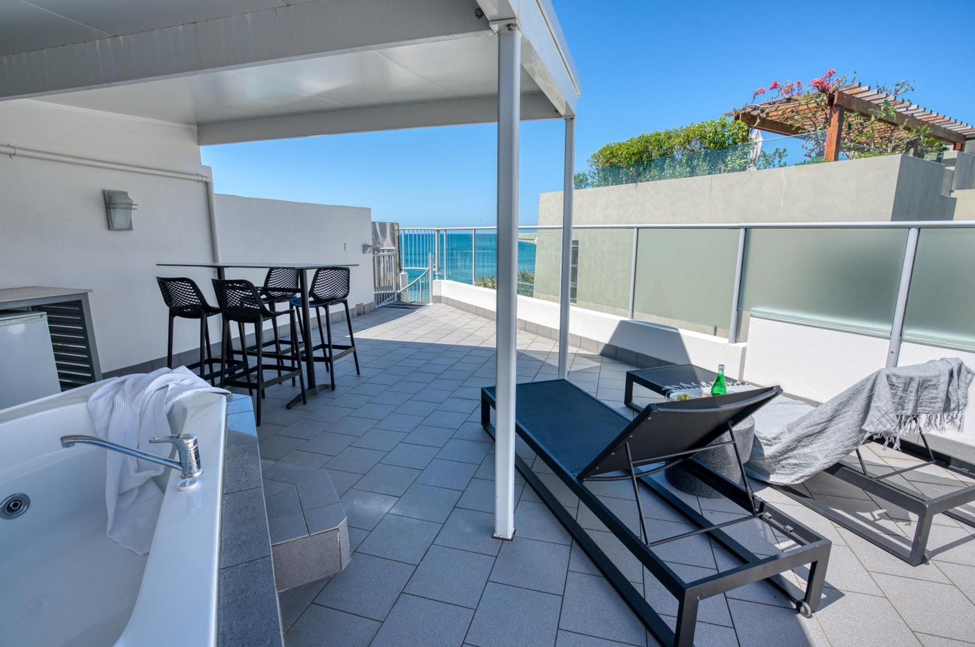 On The Beach Noosa Resort Екстериор снимка