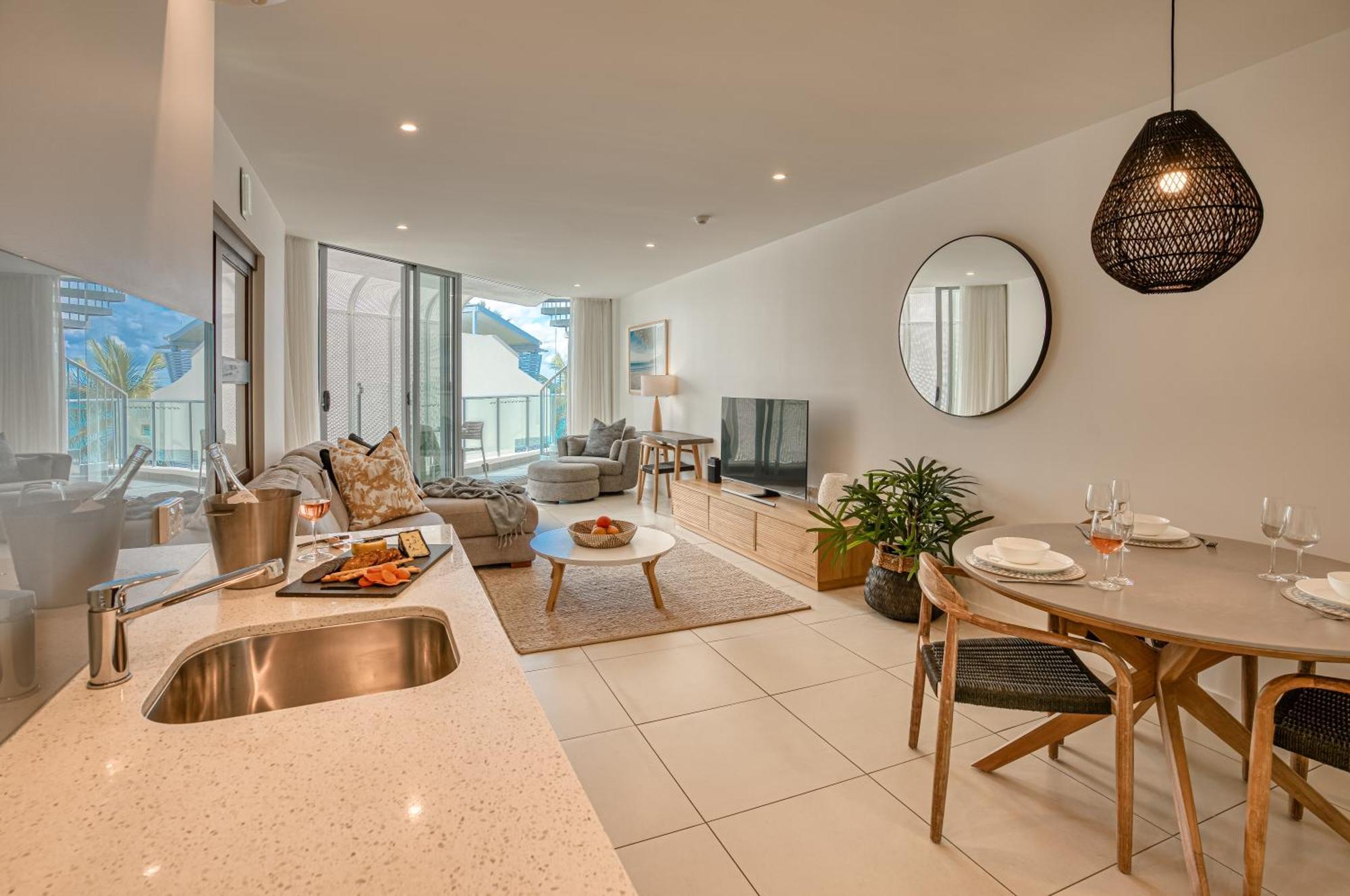 On The Beach Noosa Resort Екстериор снимка