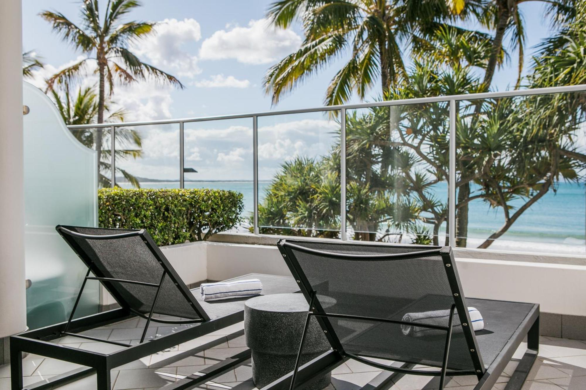 On The Beach Noosa Resort Екстериор снимка