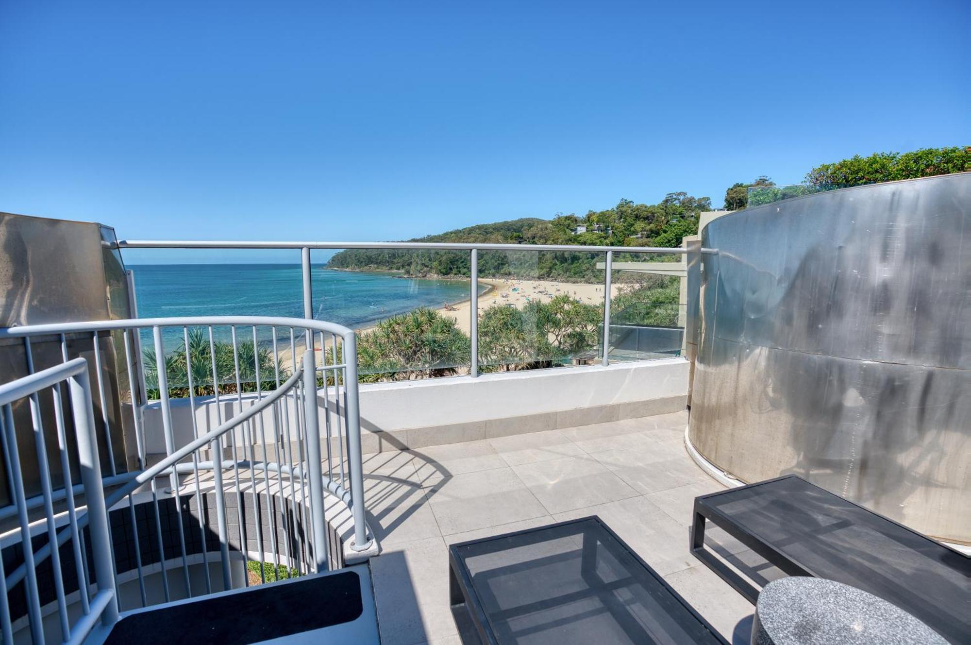 On The Beach Noosa Resort Екстериор снимка