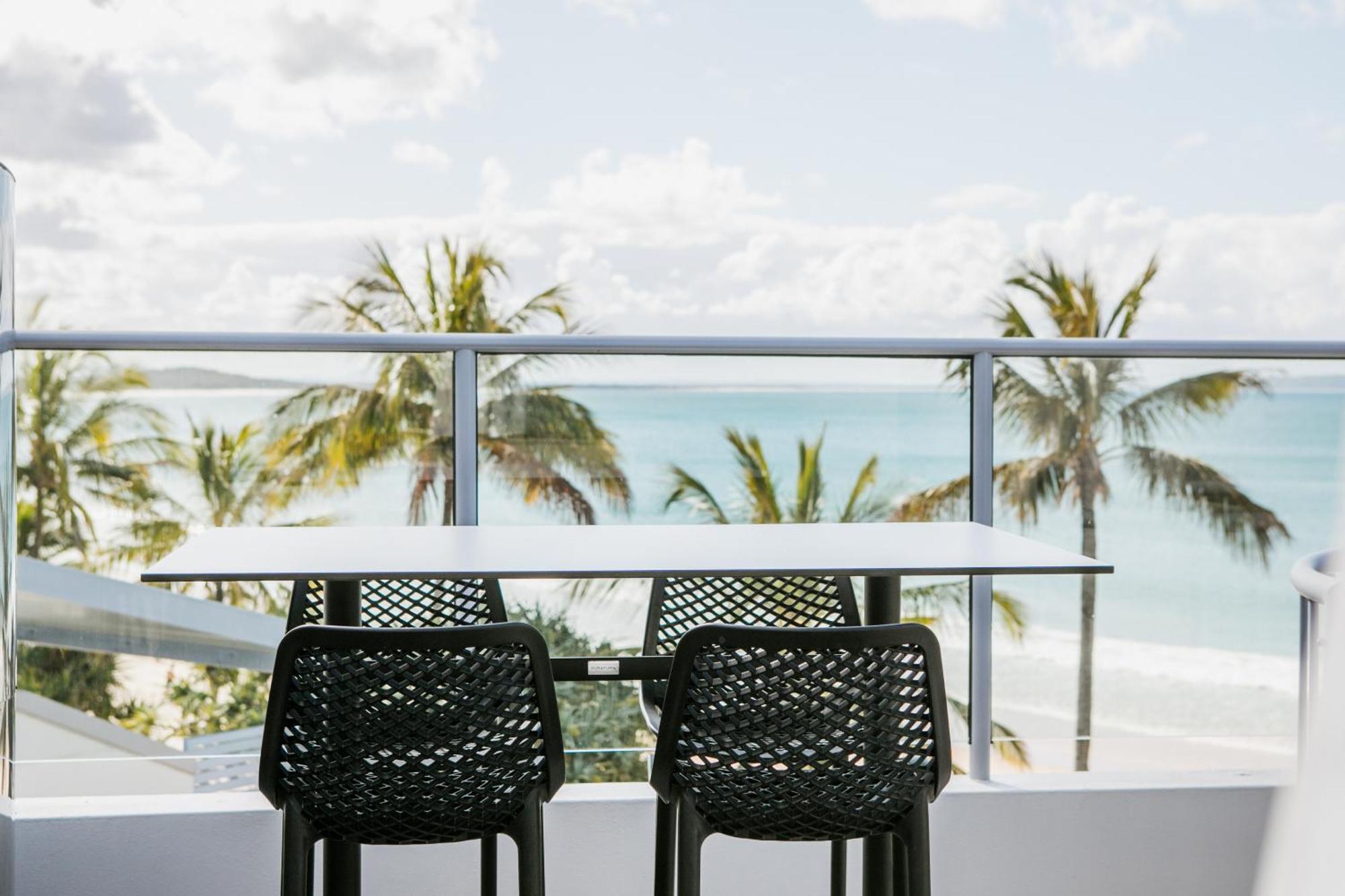 On The Beach Noosa Resort Екстериор снимка